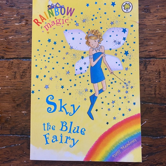 Rainbow Magic Fairy Books-The Color Fairies by Daisy Meadows. - Picture 11 of 15